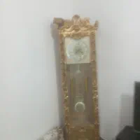 آیینه وگنسول وساعت ایستاده