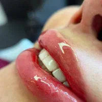 شیدینگ آب  و میکرو ابرو