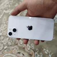 اپل iPhone 13 با حافظهٔ ۲۵۶ گیگابایت