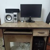 میز تحریر و صندلی