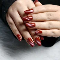 ارائه خدمات ناخن و بافت مو با بیش ۶سال سابقه کاری