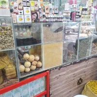 ویترین شیشه ای