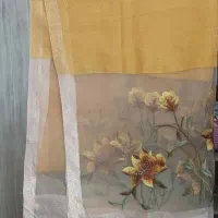 تعدادی لباس
