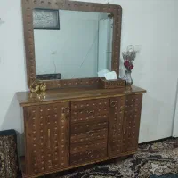 آیینه وکنسول