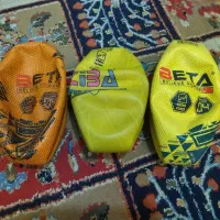 توپ فوتبال و والیبال سالم