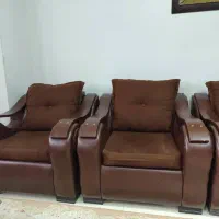 دو دست مبل و متعلقات واقعا مفت|مبلمان خانگی و میز عسلی|بندر انزلی, جهانگانی|دیوار