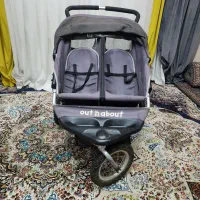 کالسکه دو قلویی