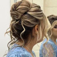 نیازمند مدل برای پیج کاری