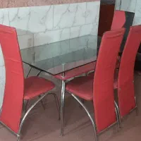 میز غذا خوری شش نفره سالم شیشه ای وچهار عدد صندلی|میز و صندلی غذاخوری|همدان, |دیوار