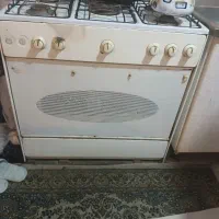 ۲عدد فرش ۱۲ متری کولر سالم مبل ۷نفره تمیز فقط تماس