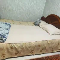 تخت دو‌نفره
