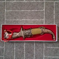 خنجر تزئینی|کلکسیون اشیاء عتیقه|قم, زند آباد|دیوار