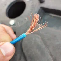 سیم برق ارزان باعث اتش سوزی وخسارت دقت فرمایید