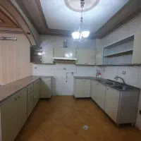 کابینت فلز تمیز