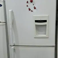 یخچال فریزر دو درب کاملا تمیز مدل لاسونیک