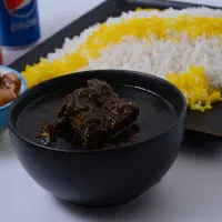 استخدام کارگر ساده و ظرفشور خانم