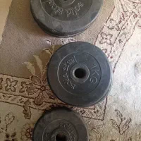 میز پرس همراه دو عدد هالتر و کلی وزنه|تجهیزات ورزشی|مشهد, هدایت|دیوار