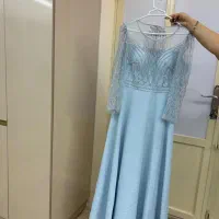 لباس مجلسی در حد نو فقط یکبار پوشیده شده