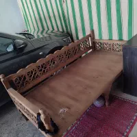 تخت چوبی سنتی
