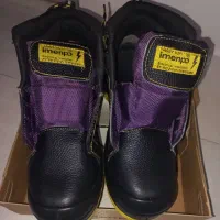 پوتین|کیف، کفش، کمربند|اهواز, سپیدار|دیوار