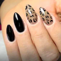 کاشت ناخن با متد روز (تخفیف شب یلدایی)