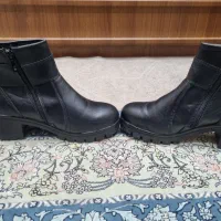نیم بوت ۵ سانت نو سایز ۳۹ و۴۰|کیف، کفش، کمربند|اندیشه, اندیشه فاز ۲|دیوار