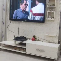 میز تلوزیون دیواری