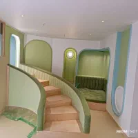 نقاش ساختمان و رنگکار چوب و میکروسمنت خورده کاری
