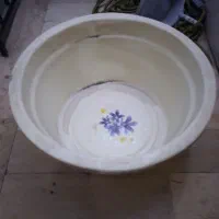 تشت بزرگ پلاستیکی