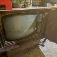 تلویزیون قدیمی عتیقه|کلکسیون اشیاء عتیقه|تهران, مهران|دیوار