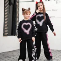 انواع لباس عیدانه برای خانواده