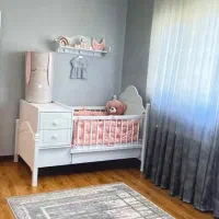 تخت بچه|تخت و صندلی بچه|لاهیجان, مهرگان|دیوار