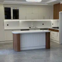 کابینت مدرن با طراحی جذاب و نورپردازی های خاص