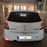 ساندرو ۱۳۹۵ فول پارس خودرو بسیار تمیز
