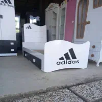 تخت خواب تک‌نفره