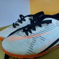 کفش فوتبال مناسب چمن سایز ۳۲ در حد|تجهیزات ورزشی|ملایر, |دیوار