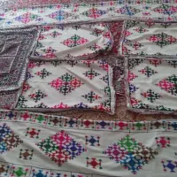 کناره و پشتی