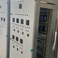 جوشکار ماهر و کارگر ساده