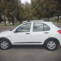 Quick R سفید مشکی