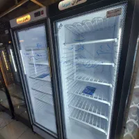 فریزر تک در ایستاده ویترینی ۶۰ سانتی چرخدار|فروشگاه و مغازه|مشهد, فدک|دیوار