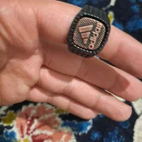 انگشتر آدیداس