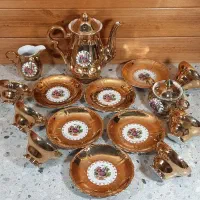 سرویس ۴۱ پارچه دنسی|کلکسیون اشیاء عتیقه|جغتای, |دیوار