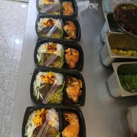 آشپزی مراسمات وتک فروشی
