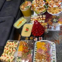 سفارش پذیری فینگرفود و کیک و دسر