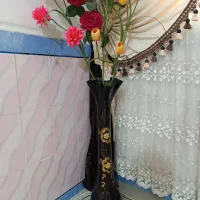 گل و گلدان