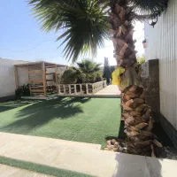 باغ ویلا سرپوشیده مُدرن زردنجان کاج