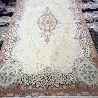 یک عدد فرش و گلیم فرش
