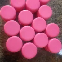 کرم روشن کننده وضدلک صورت ودست وپابلوچ