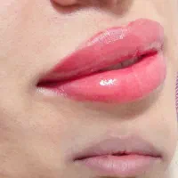 مدل ابرو و شید لب  برای نمونه کار