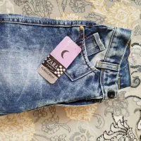 شلوار لی و سوشرت یا کاپشن